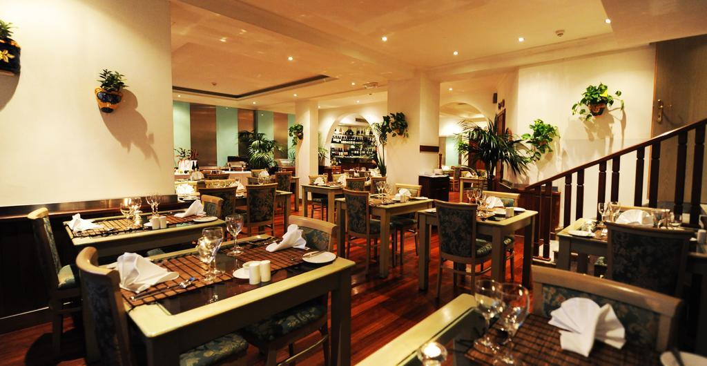 סליאמה Fortina Spa Resort מראה חיצוני תמונה The restaurant