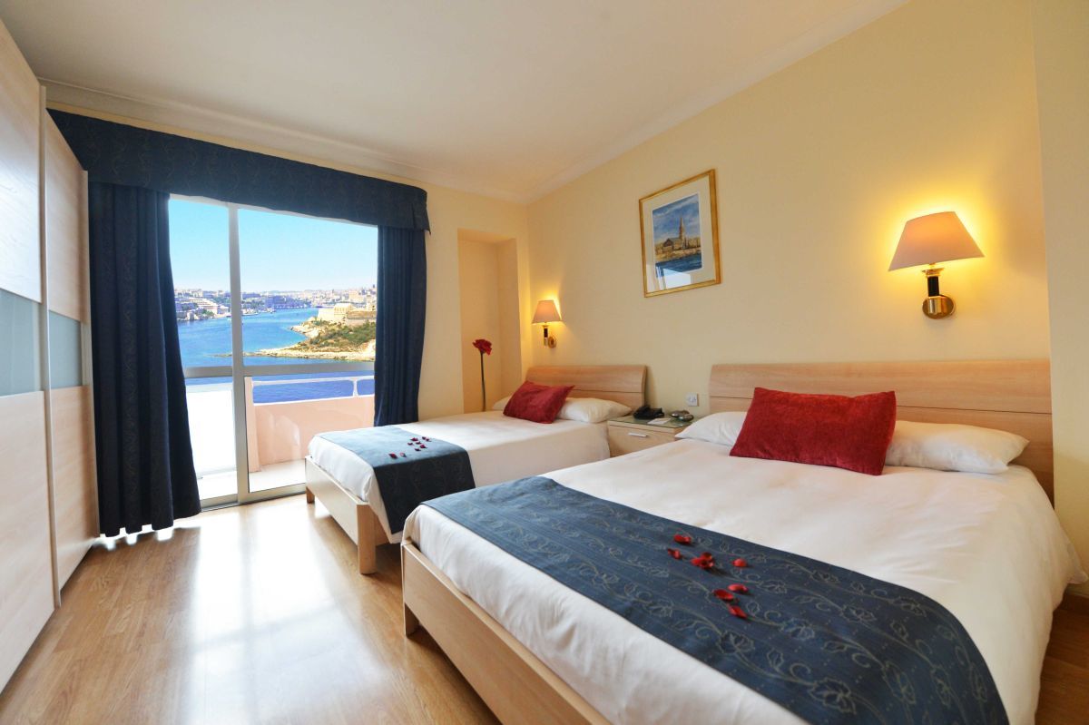 סליאמה Fortina Spa Resort מראה חיצוני תמונה A typical hotel room