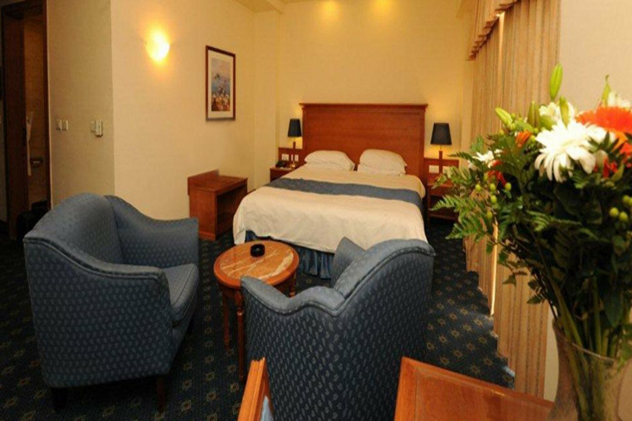 סליאמה Fortina Spa Resort מראה חיצוני תמונה A room at the hotel